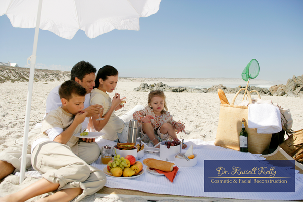 Orange, CA family with healthy smiles thanks to preventive dental checkups with Dr. Russell Kelly